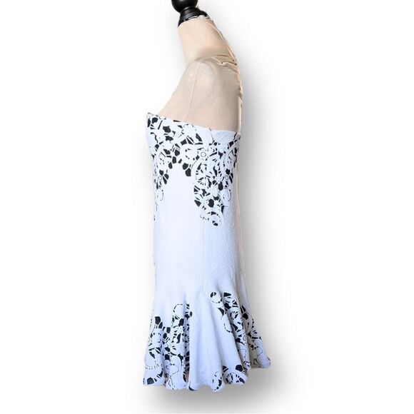 Alexis Black and White Floral Lace Strapless Mini Dress, Size Medium - Picture 4 of 14